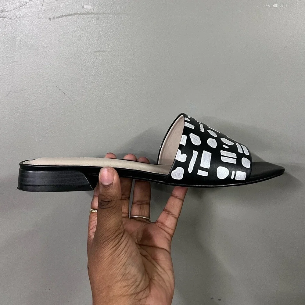 ALEPEL Women's Black White Geometric Print Square Toe Slip On Mules Slides Sz 10